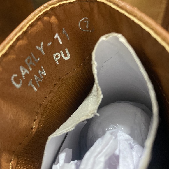 Cary-11 size 7 - Picture 4 of 5